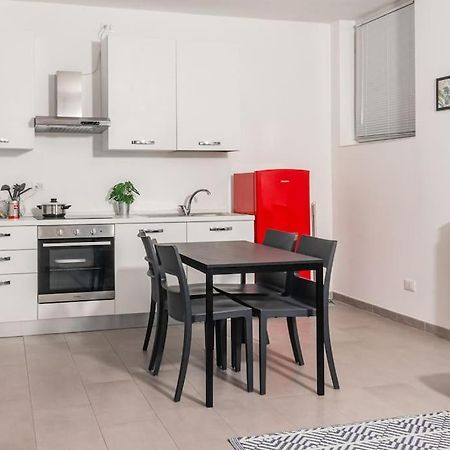Staurenghi Blue Apartment Varese Buitenkant foto