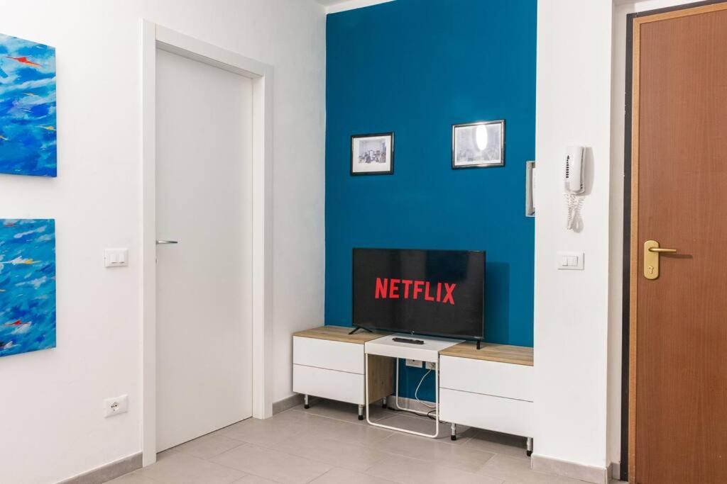 Staurenghi Blue Apartment Varese Buitenkant foto